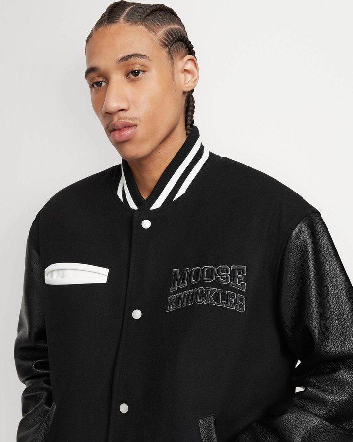 Moose Knuckles Moose Varsity Bomber Miesten Bomber Takki Mustat Mustat | 75MDWITVJ